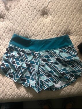 Brooks Teal and Navy Geometric Women's Athletic Shorts